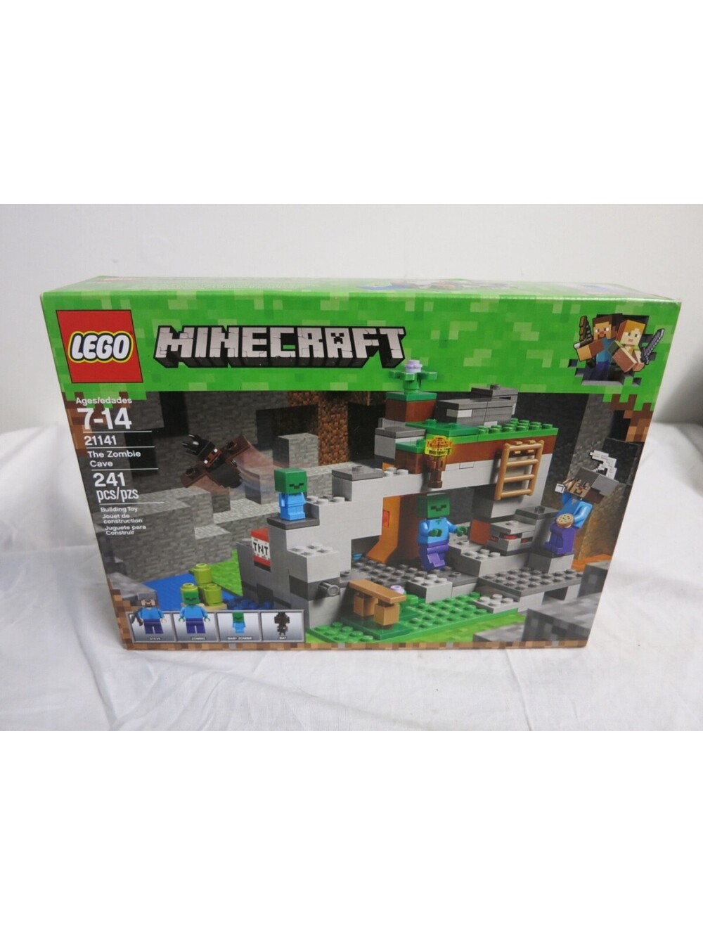 Lego Set 21141 The Zombie Cave Minecraft New Sealed